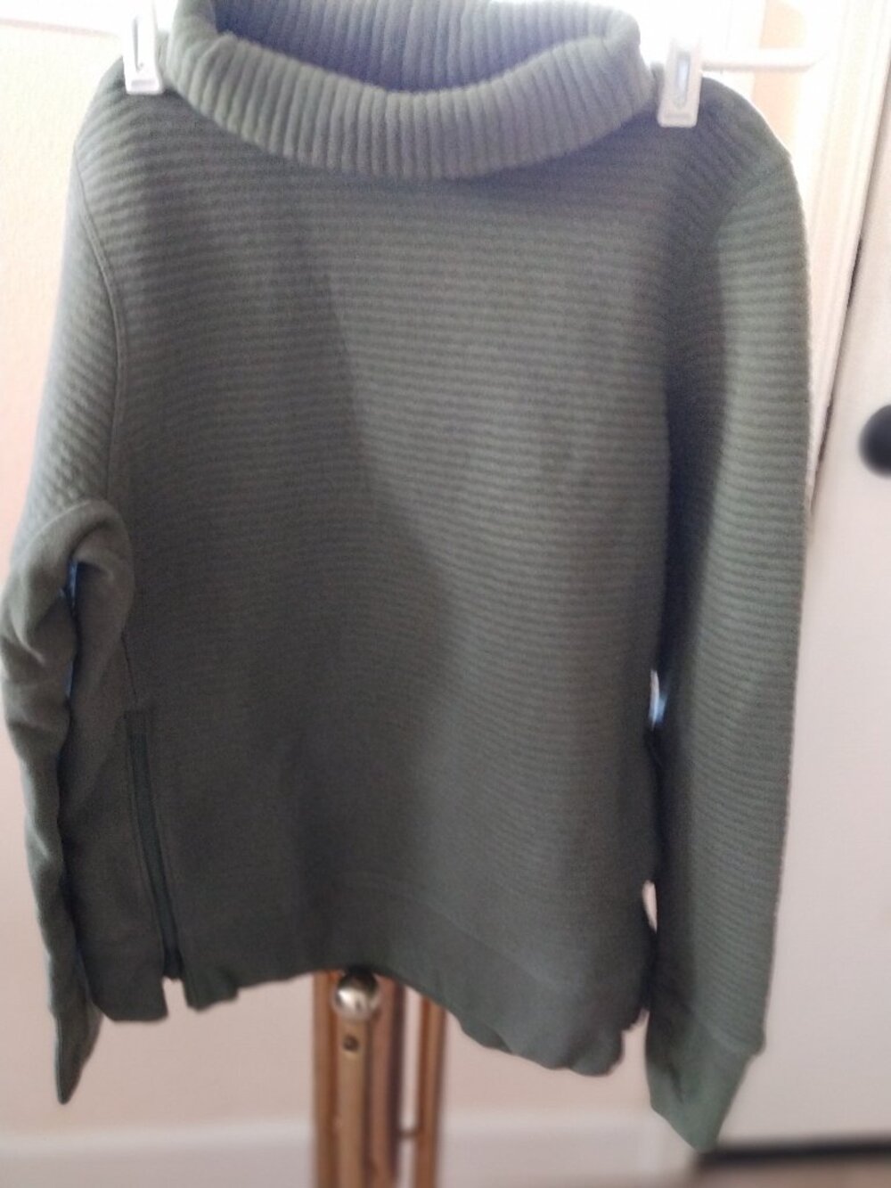 Women's Pullover Green Cowl Neck with Thumb Holes, All in Motion, Small